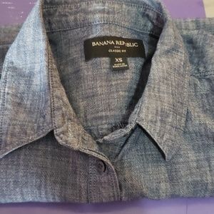 Banana Republic shirt